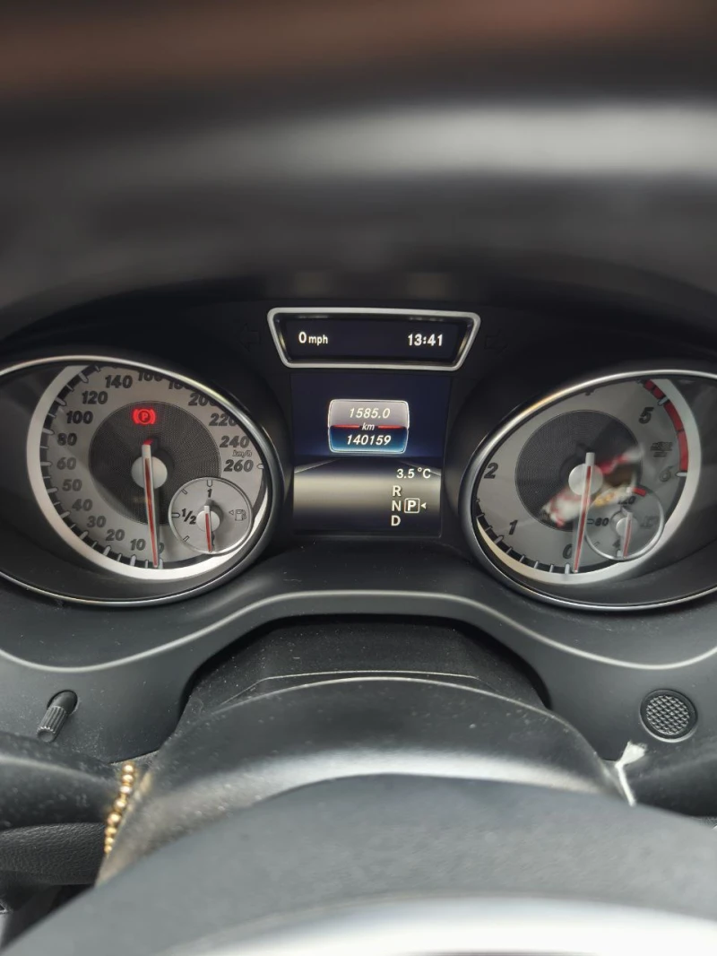 Mercedes-Benz GLA 220 4M Sport AMG, снимка 10 - Автомобили и джипове - 52598559