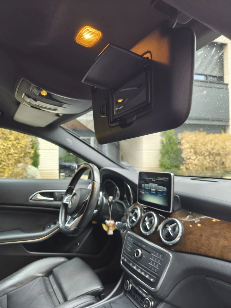 Mercedes-Benz GLA 220 4M Sport AMG, снимка 14 - Автомобили и джипове - 52598559