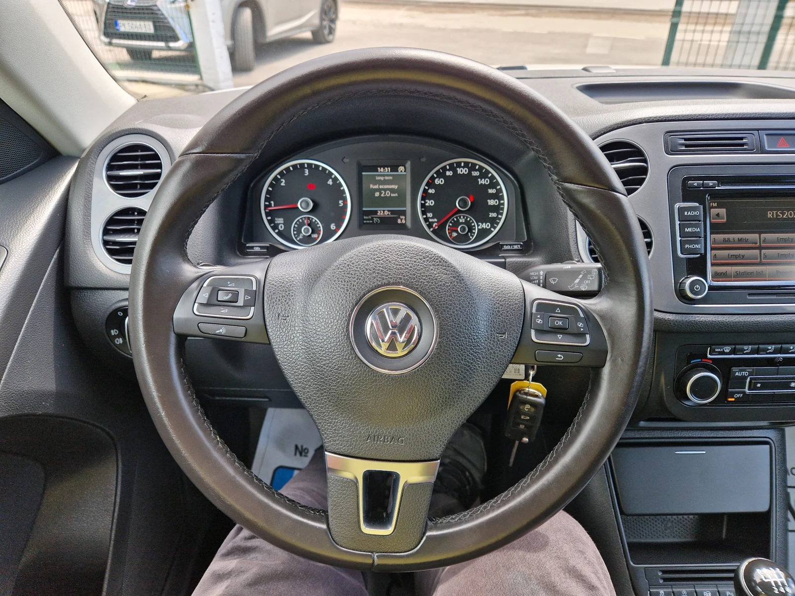VW Tiguan 2, 0 TDI 140k.c. - изображение 9