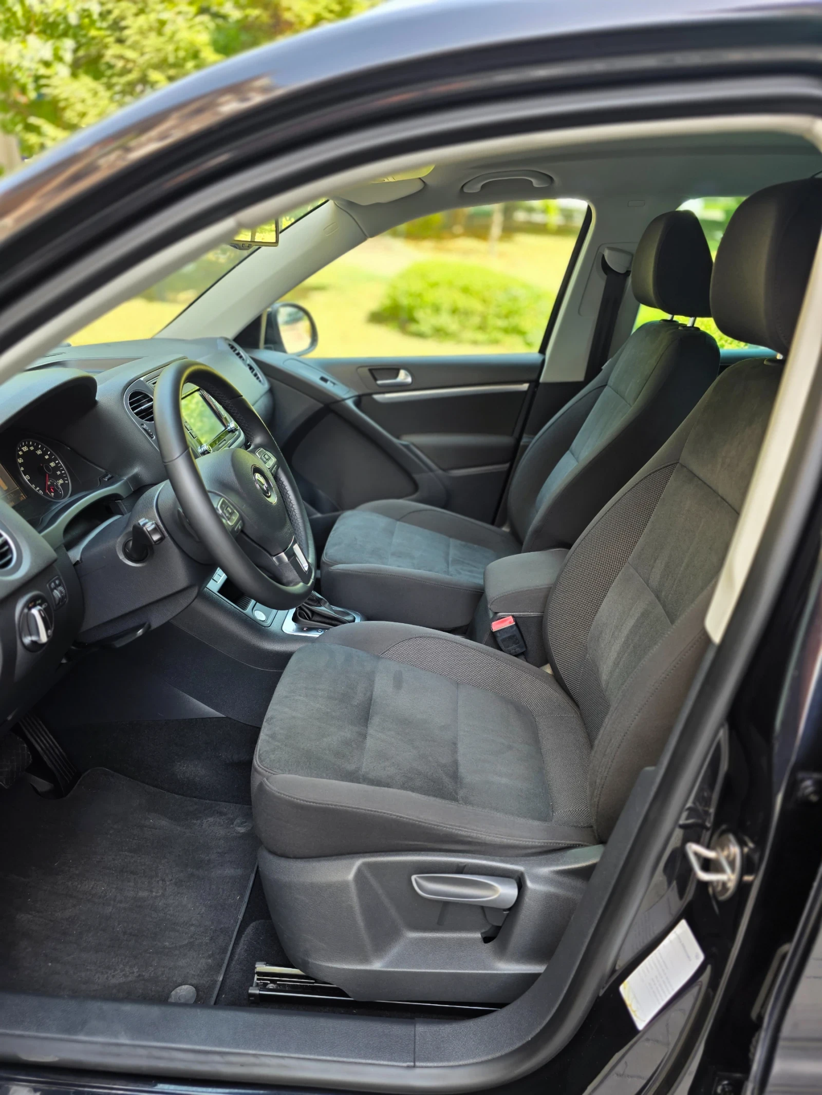 VW Tiguan 2.0TDI 140K 4MOTION  - изображение 9