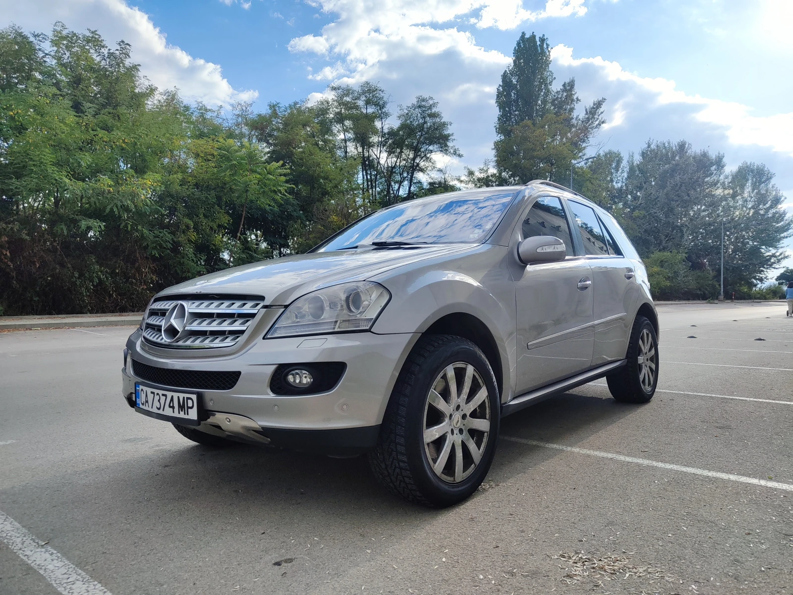 Mercedes-Benz ML 500  - изображение 2