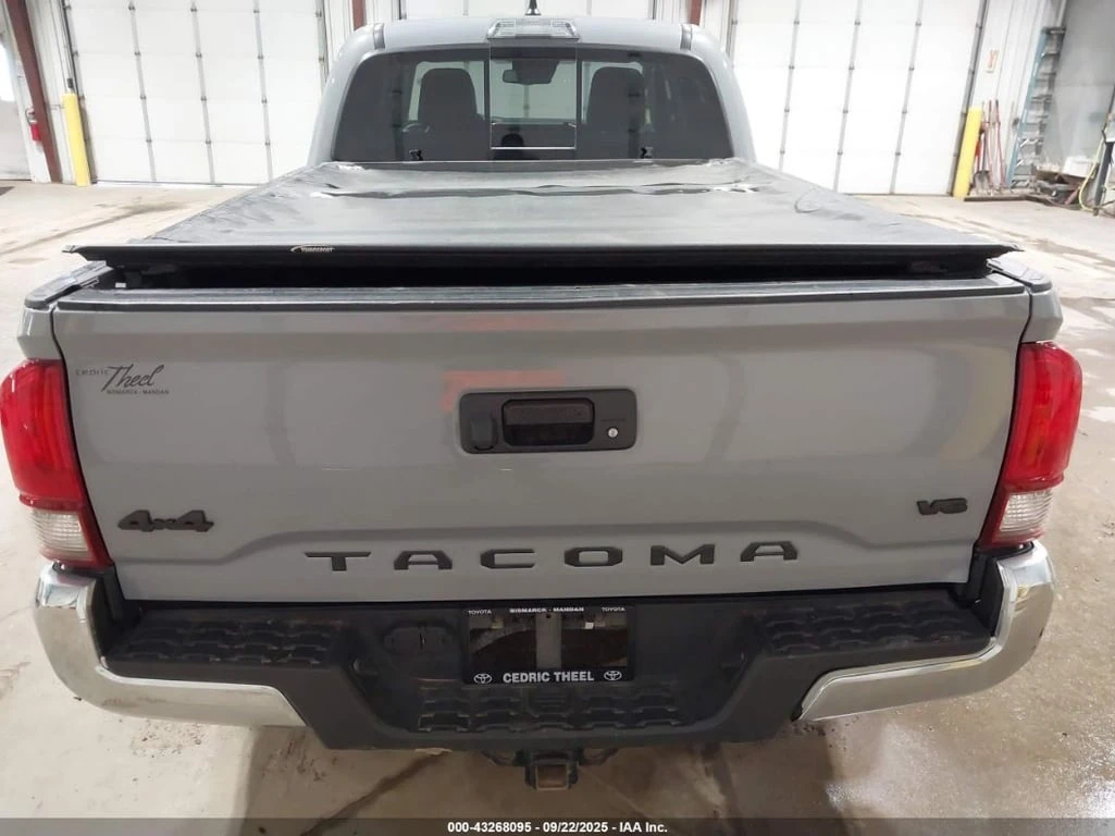 Toyota Tacoma * SR5 V6 * CARFAX * КРАЙНА ЦЕНА* КЛИП - изображение 8