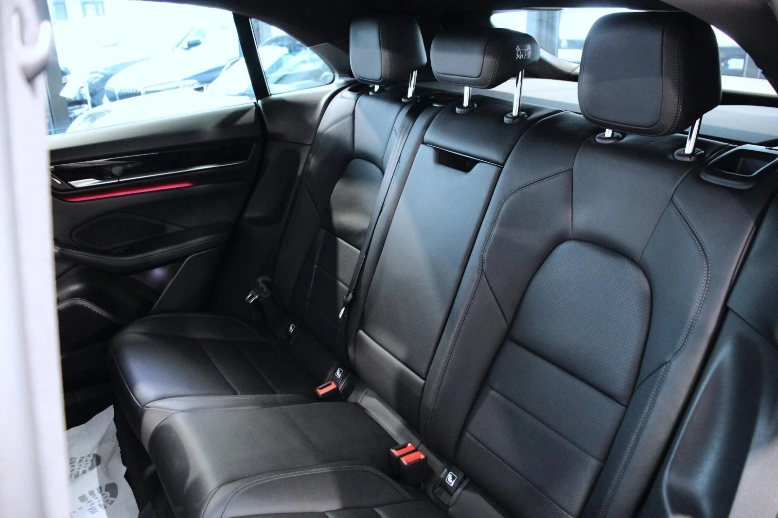 Porsche Macan 4 ELECTRIC/LED/PANO/BOSE/CAMERA/ | Mobile.bg � ����������� 14