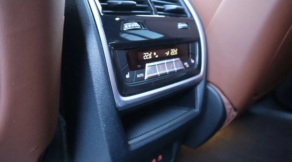 BMW X7 40d xDrive M-Sport - изображение 8