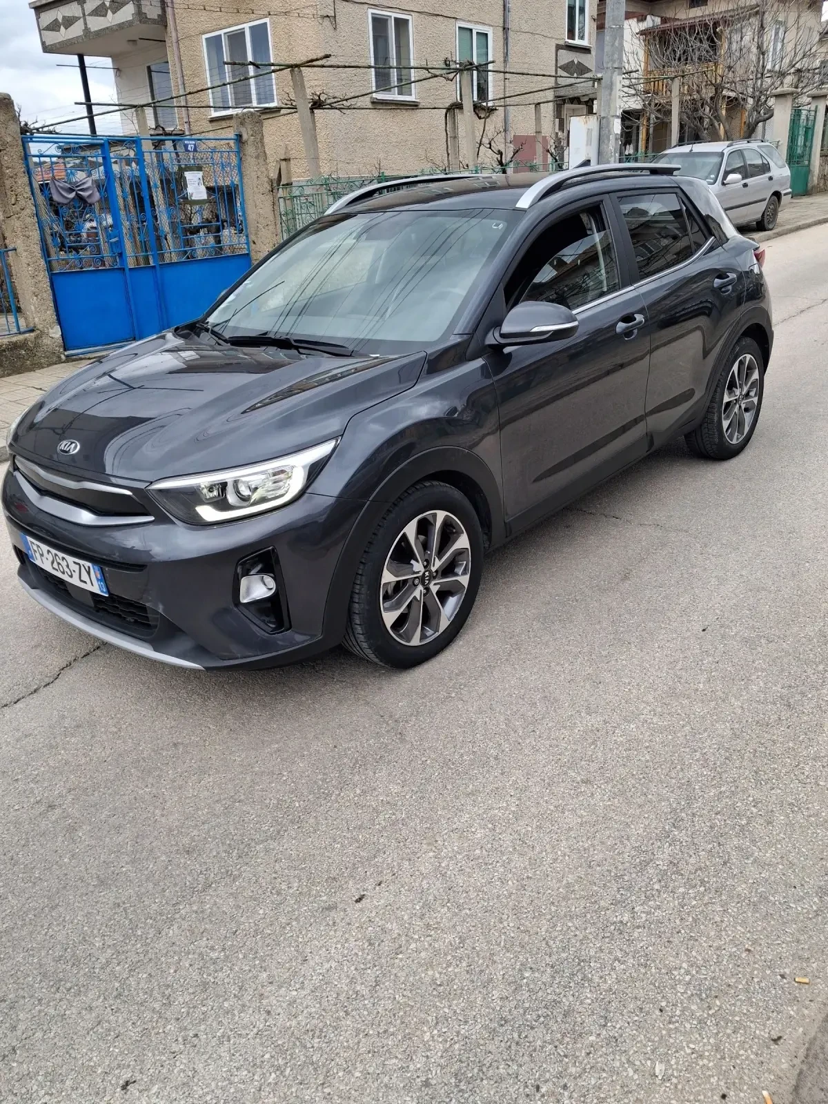 Kia Stonic 1.0 Turdo GDI АВТОМАТИК, снимка 2 - Автомобили и джипове - 53937723