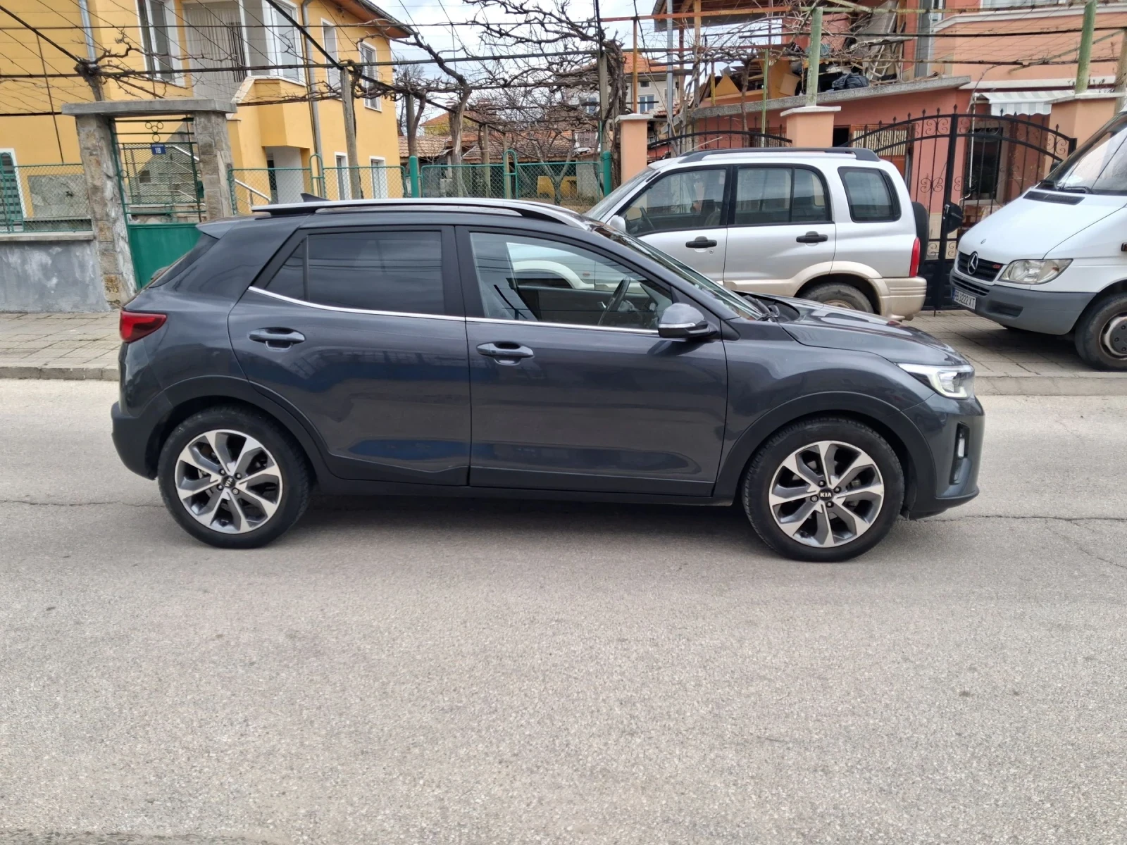 Kia Stonic 1.0 Turdo GDI АВТОМАТИК, снимка 6 - Автомобили и джипове - 53937723
