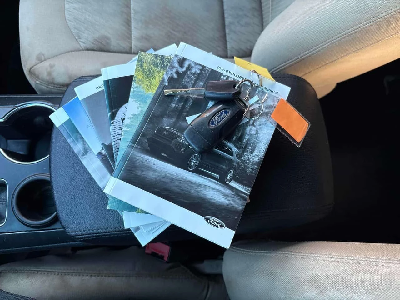 Ford Explorer * Base * CARFAX * 7-������ *  | Mobile.bg � ����������� 17