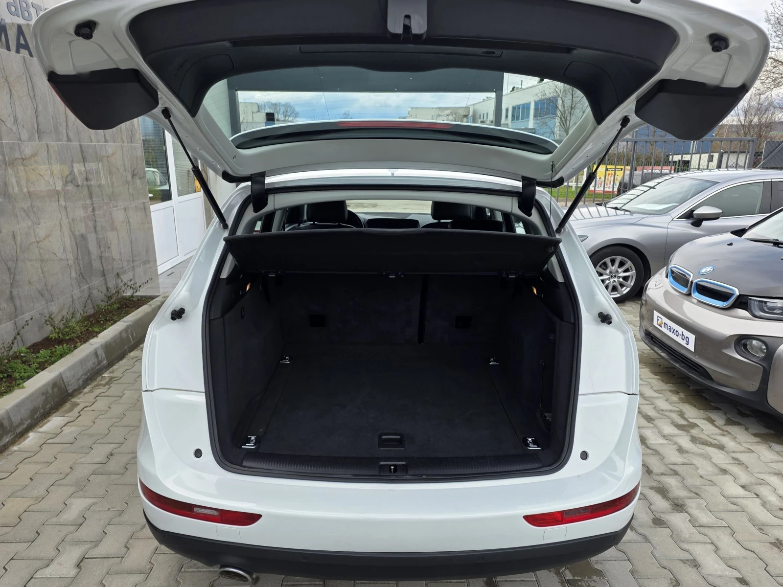 Audi Q5 Facelift , снимка 12 - Автомобили и джипове - 54010655