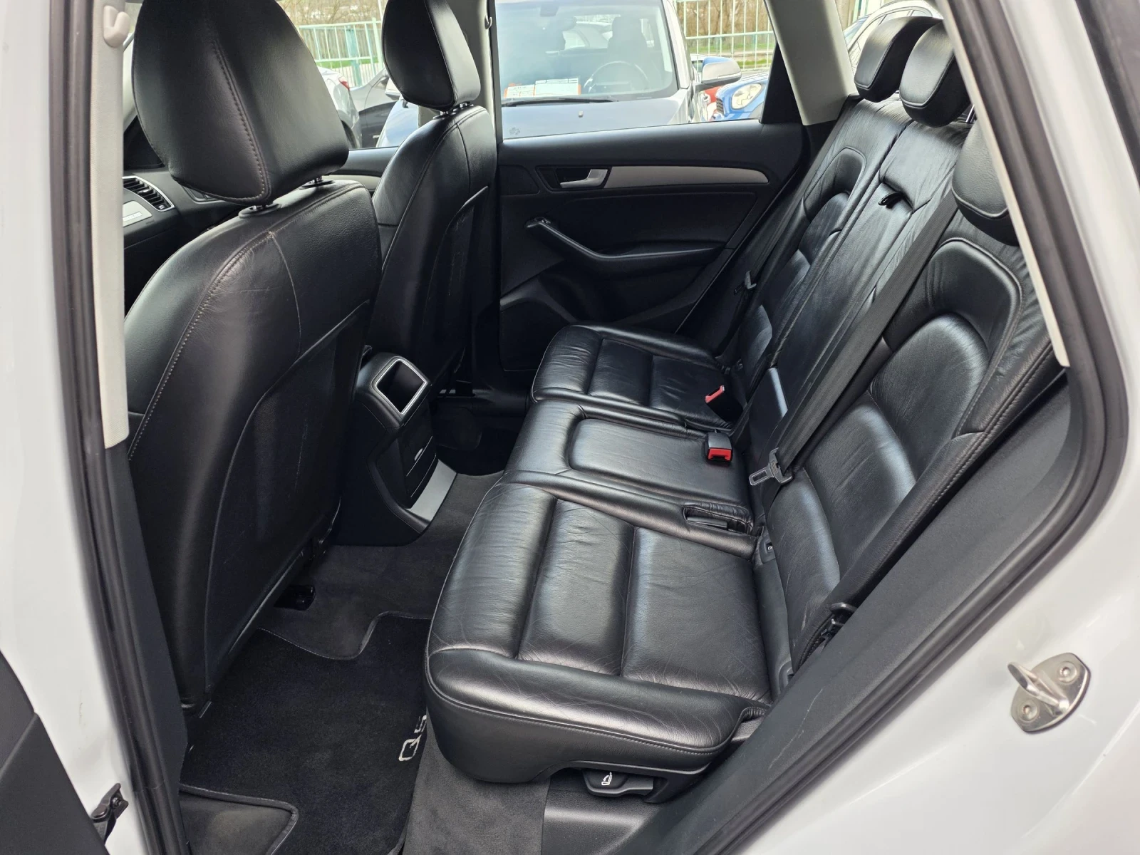 Audi Q5 Facelift , снимка 11 - Автомобили и джипове - 54010655