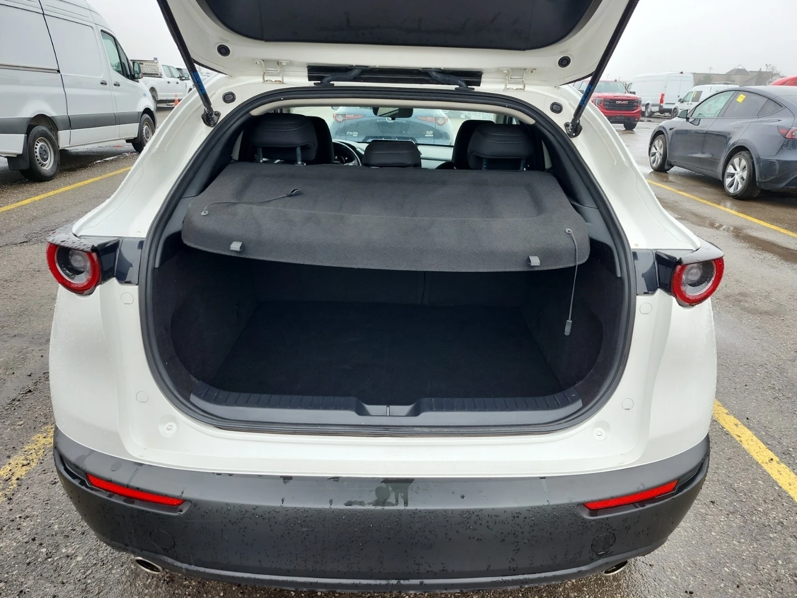 Mazda CX-30 GS* * CARFAX * * АВТО КРЕДИТ * * , снимка 9 - Автомобили и джипове - 54212991