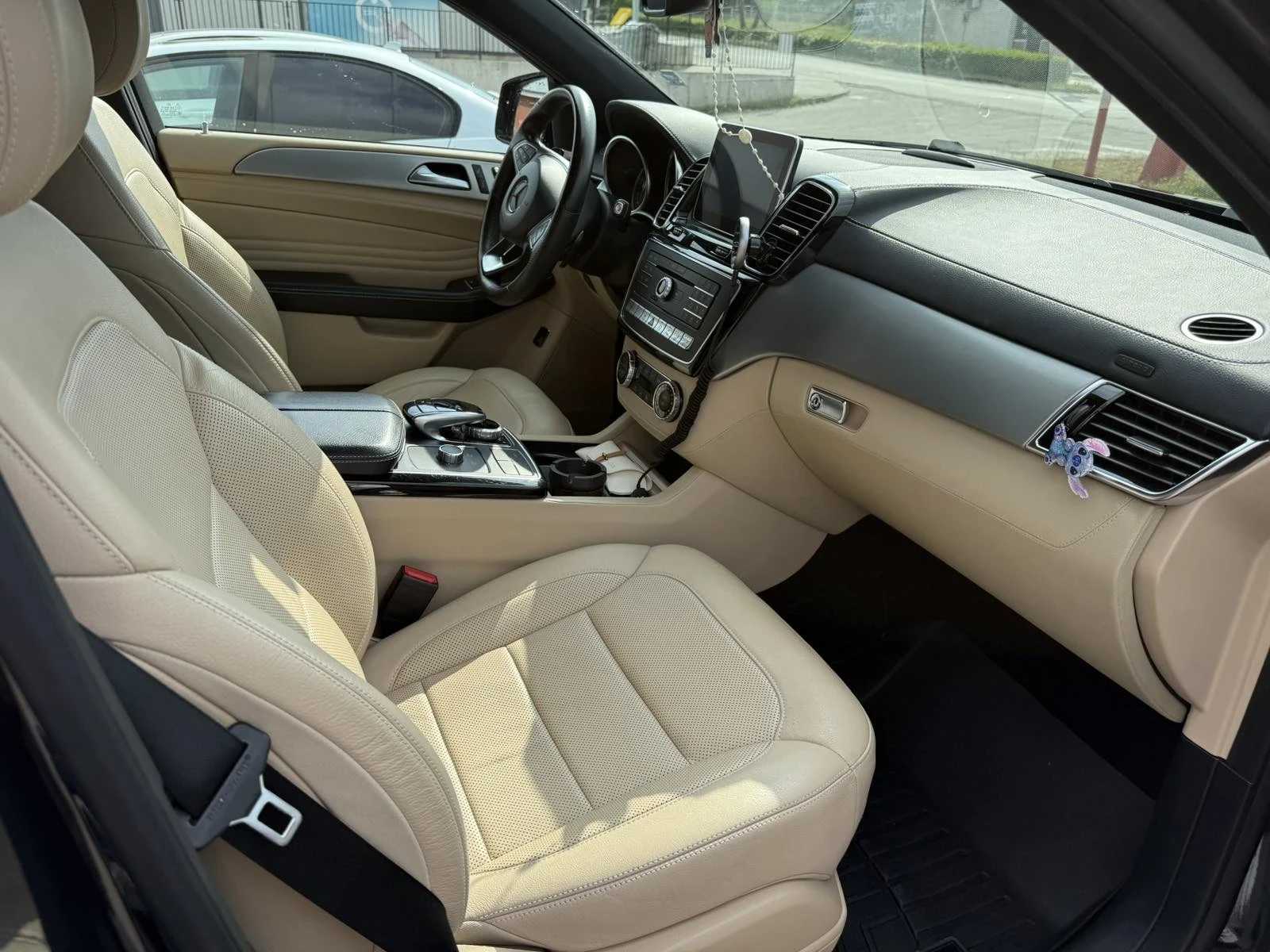 Mercedes-Benz GLE 350 ТОП, снимка 10 - Автомобили и джипове - 54367609