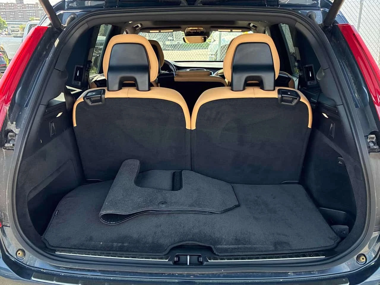 Volvo Xc90 | Inscription | HUD | ПАНОРАМА | ПОДГРЕВ | CARFAX|, снимка 15 - Автомобили и джипове - 54897308