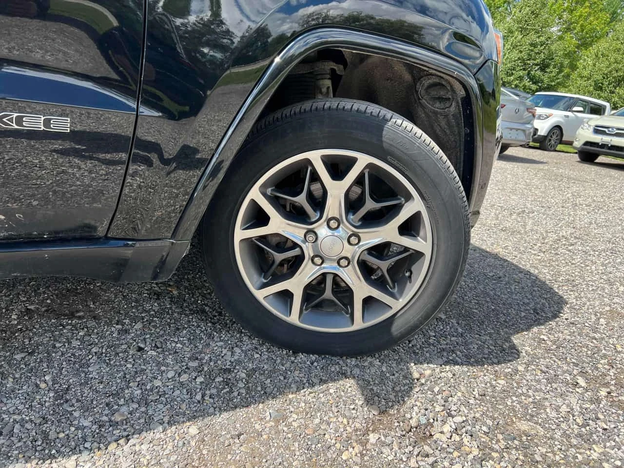 Jeep Grand cherokee Overland/CARFAX/NAVI/HEATED AND COOLED SEATS/, снимка 7 - Автомобили и джипове - 54998569