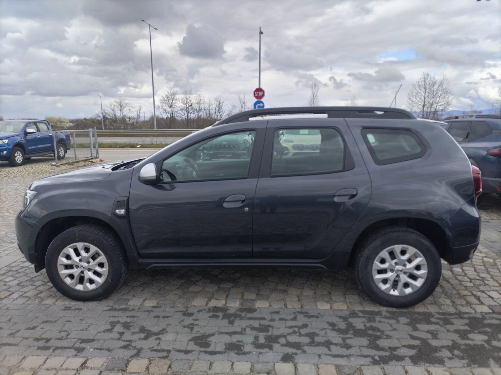 Dacia Duster 1.0Tce/100к.с./ECO-G, снимка 8 - Автомобили и джипове - 55120692