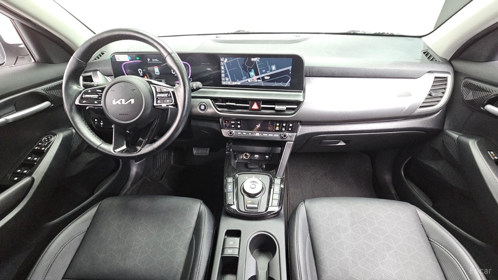 Kia Seltos 2.0 2WD Prestige* КОЖА* ОБДУХВ* НАВИ, снимка 5 - Автомобили и джипове - 55513878