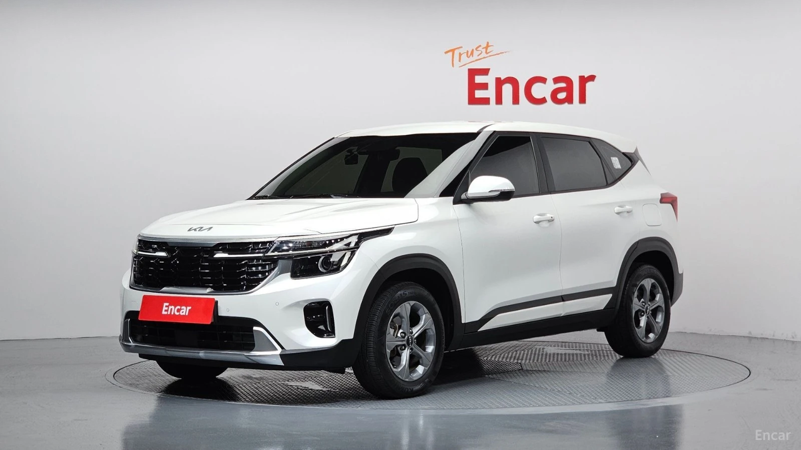 Kia Seltos 2.0 2WD Prestige* КОЖА* ОБДУХВ* НАВИ