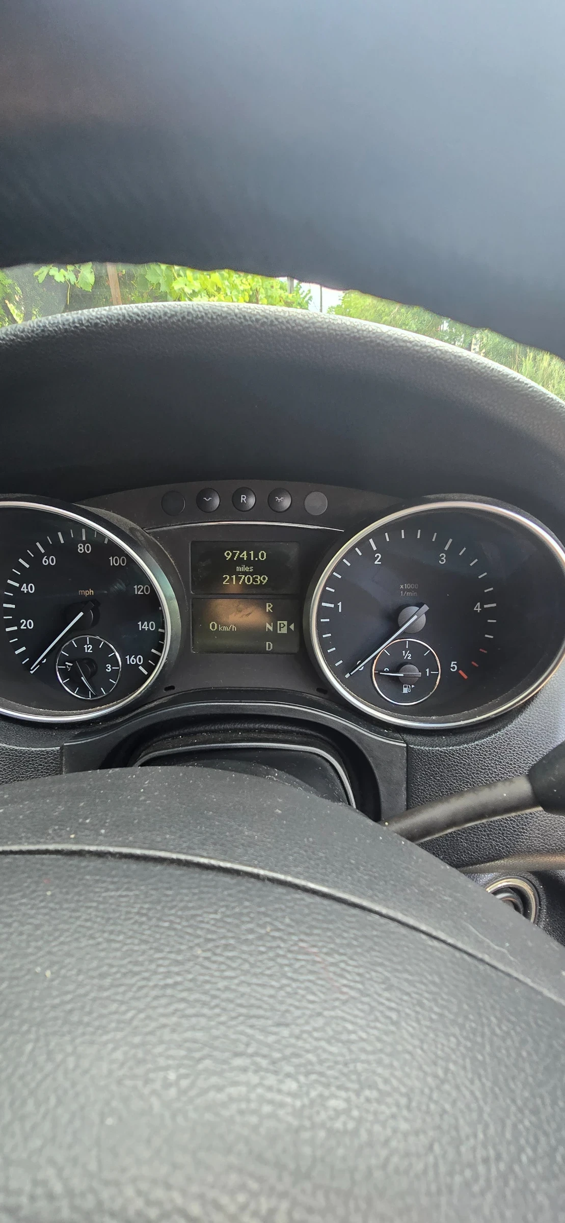 Mercedes-Benz ML 320, снимка 5 - Автомобили и джипове - 55618656