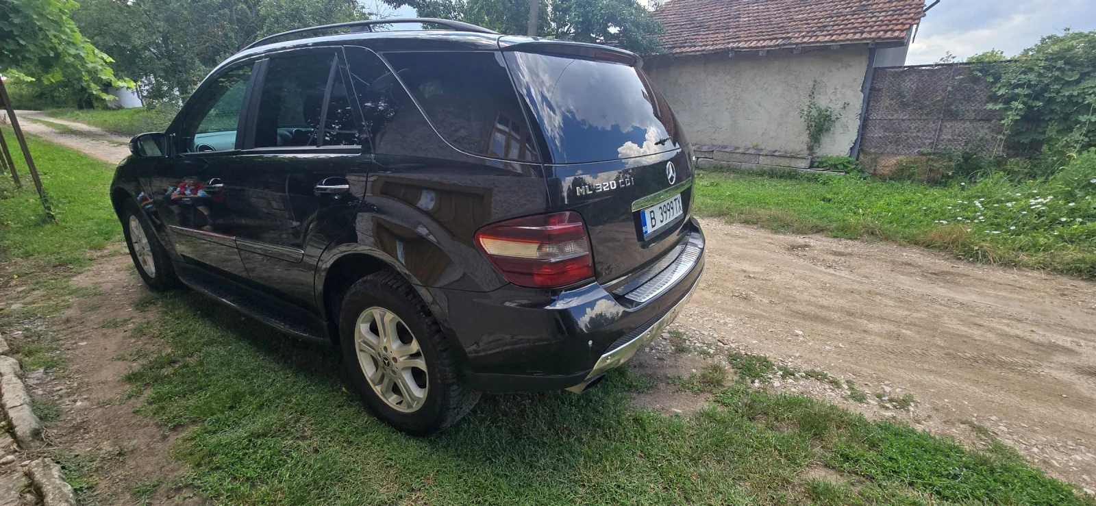 Mercedes-Benz ML 320, снимка 8 - Автомобили и джипове - 55618656