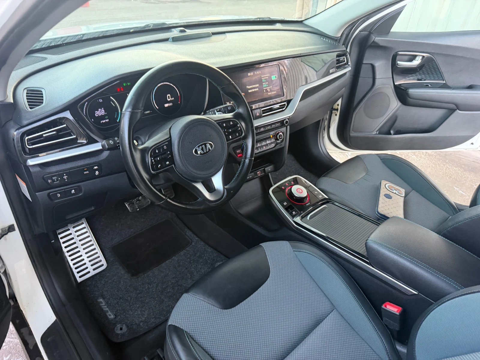Kia Niro Kia Niro -EvEx Executives Line- WLTP/km/ 65kWh-455 | Mobile.bg � ����������� 13