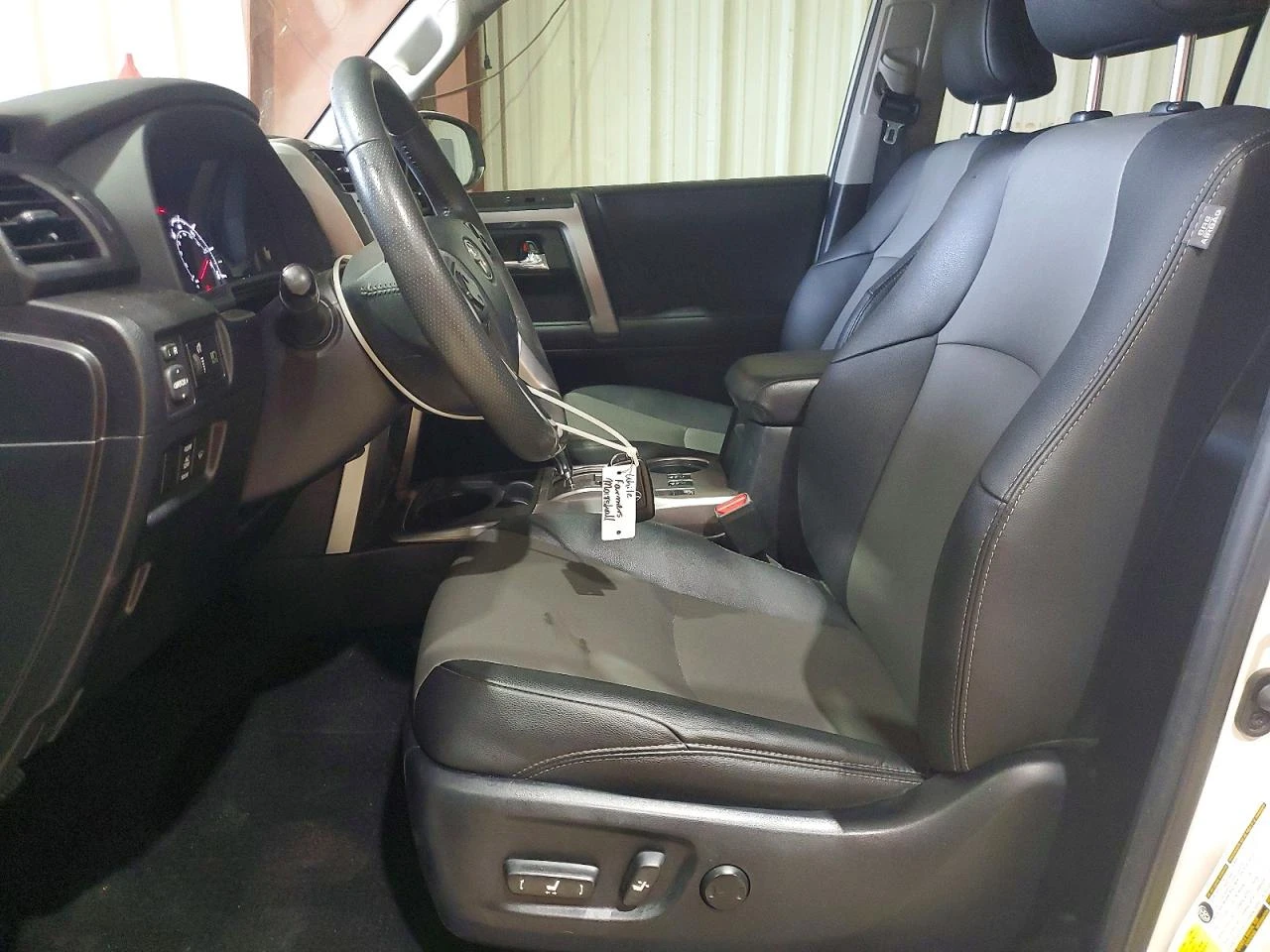 Toyota 4runner Sr5 Premium, снимка 7 - Автомобили и джипове - 56454365