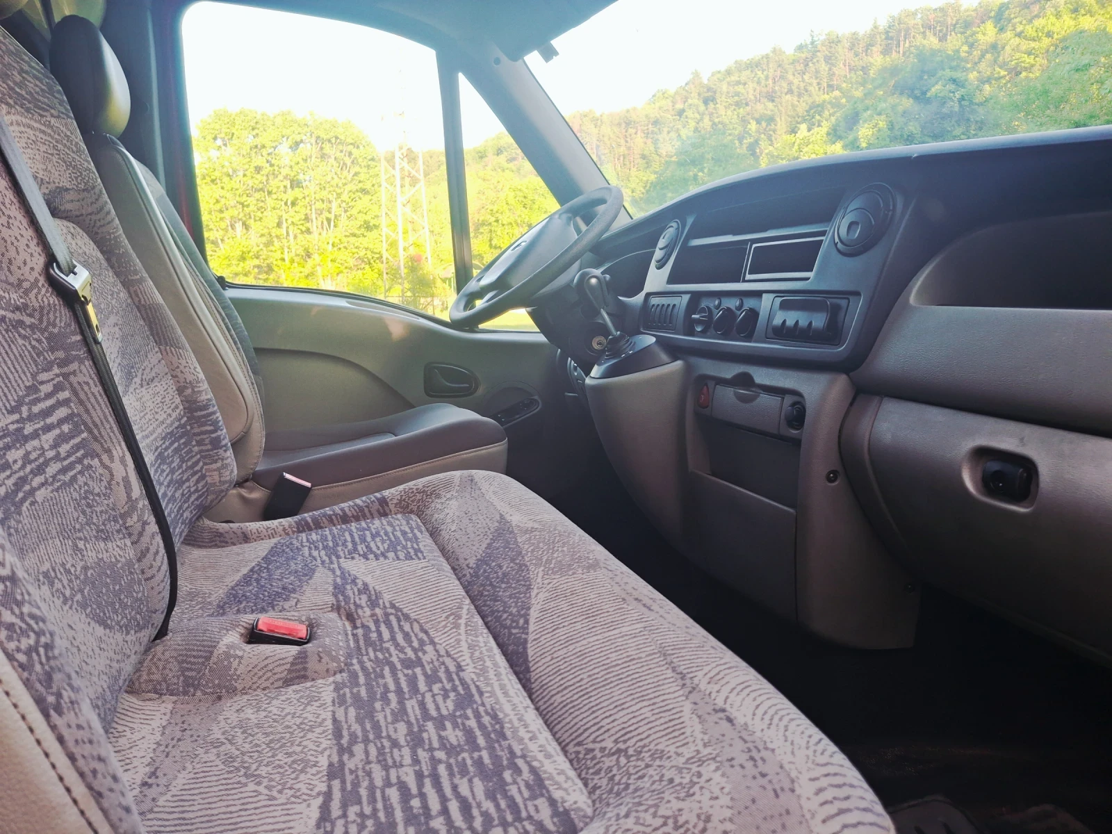 Renault Master 2.5dci.avtomat.klim, снимка 9 - Бусове и автобуси - 55062689
