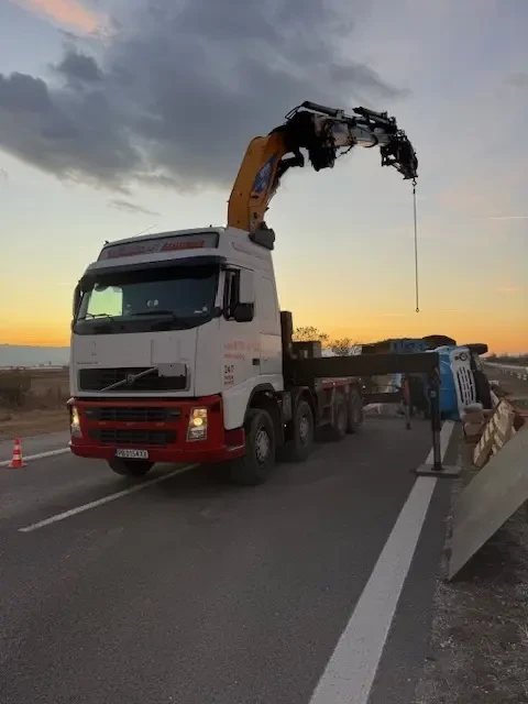 Volvo Fh 12, снимка 12 - Камиони - 49115873