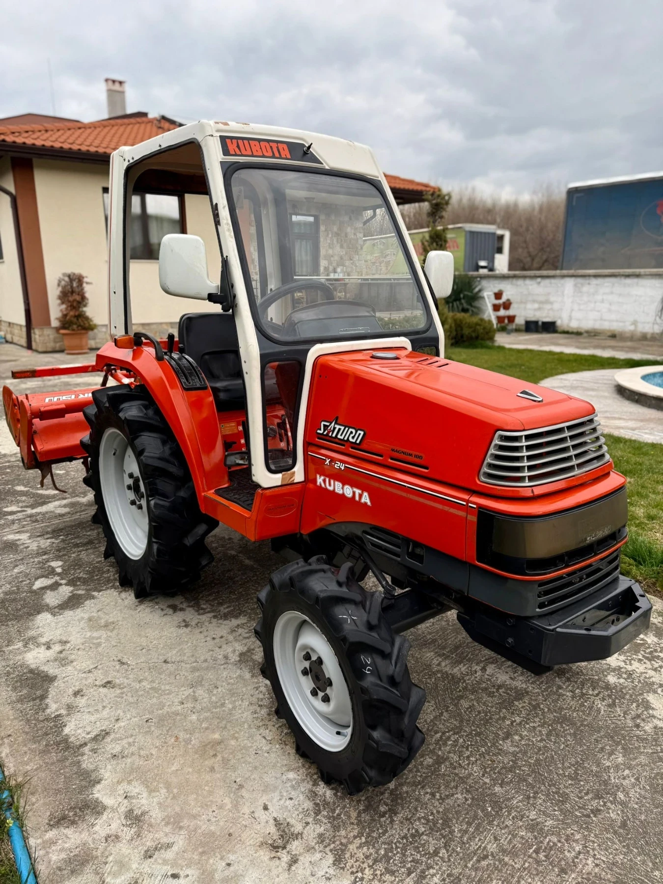 Трактор Kubota * SATURN* X24kc* НОВ* СВАЛЯЕМА КАБИНА* , снимка 2 - Селскостопанска техника - 53903107