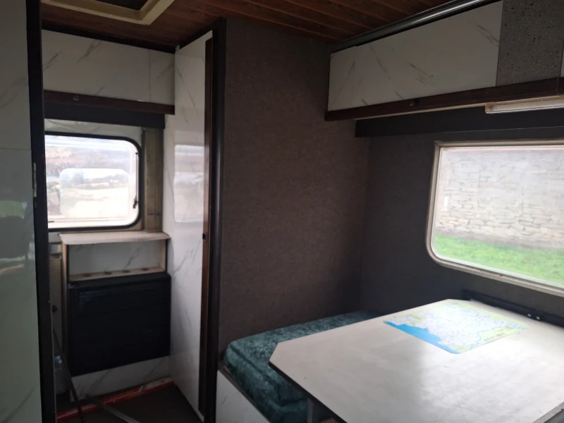 Кемпер Burstner, снимка 8 - Каравани и кемпери - 53355830