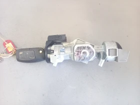 Контактен ключ Форд Ц Макс (ч)