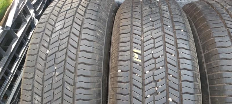 Гуми Летни 215/70R16, снимка 2 - Гуми и джанти - 34164899