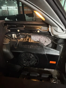 Mercedes-Benz E 320, снимка 13