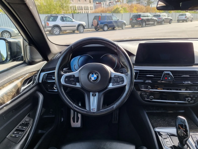 BMW 530 i xDrive M Pack 38000 km, снимка 14 - Автомобили и джипове - 44899007