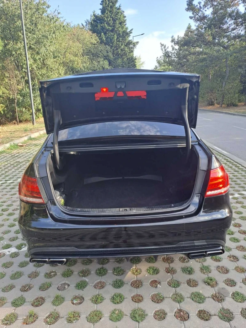 Mercedes-Benz E 200 Е 63 AMG Package, снимка 3 - Автомобили и джипове - 47946138