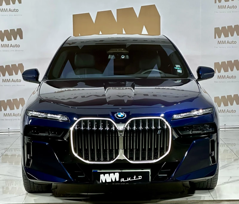 BMW i7 xDrive60* M-Sport* Iconic* Theatre* SkyLounge* Mas, снимка 4 - Автомобили и джипове - 51248384
