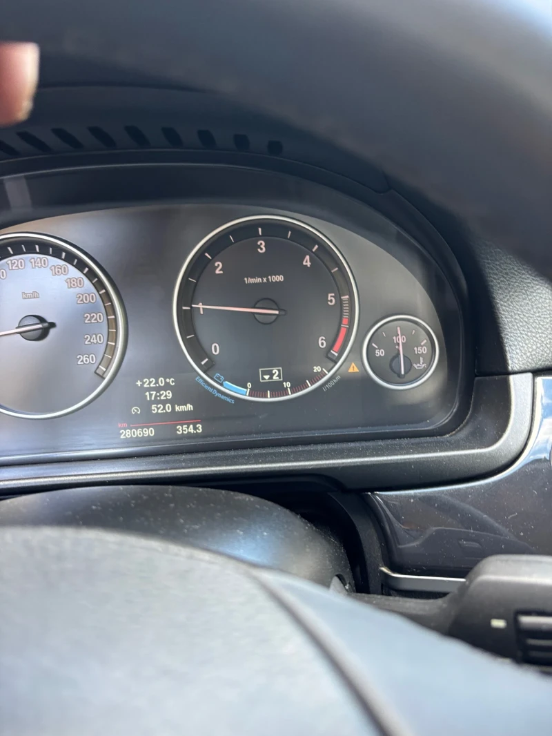 BMW 520 F11, снимка 6 - Автомобили и джипове - 52371449