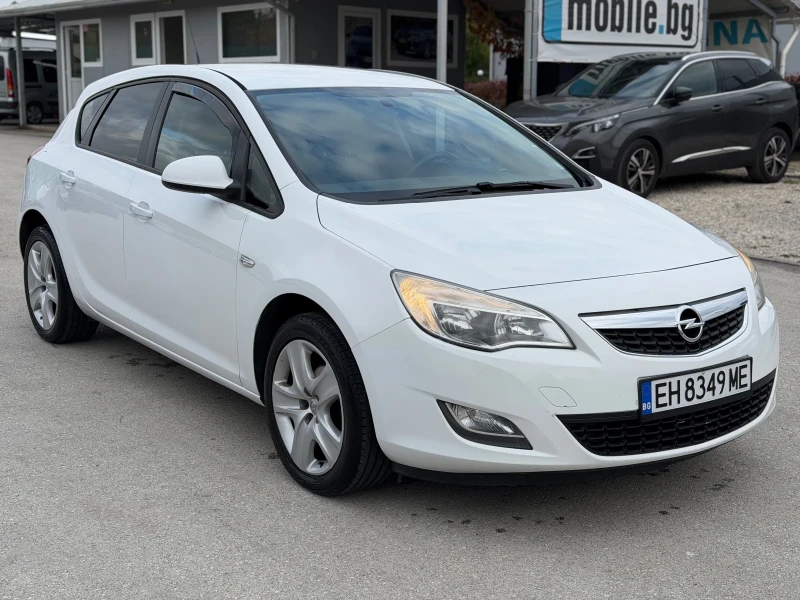 Opel Astra 1.4 турбо 120кс  , снимка 3 - Автомобили и джипове - 52109707