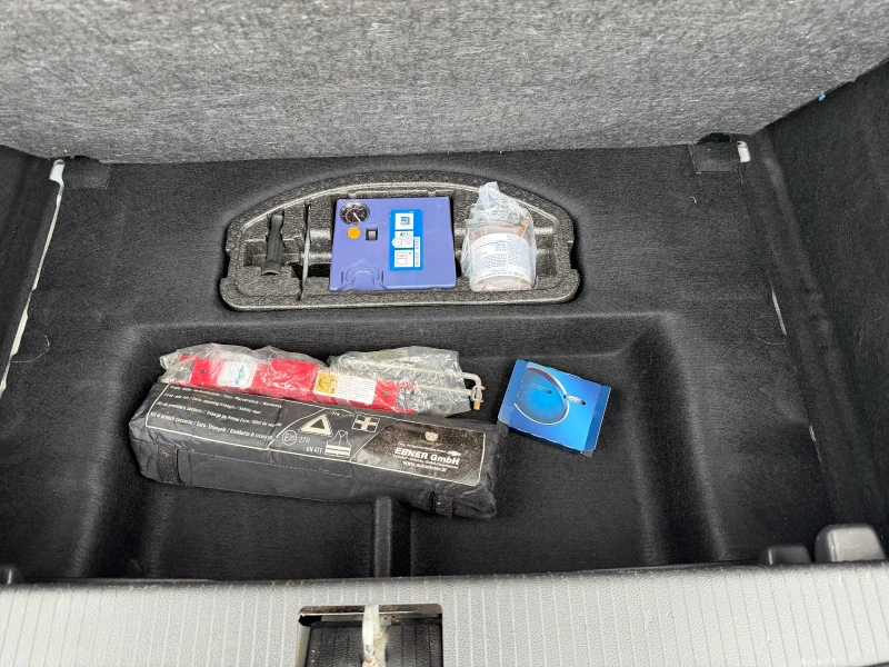 Opel Astra 1.4 турбо 120кс  , снимка 17 - Автомобили и джипове - 52109707