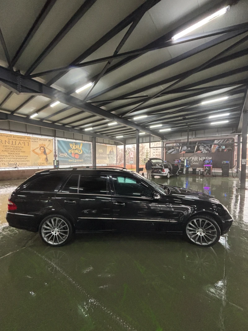 Mercedes-Benz E 320, снимка 5 - Автомобили и джипове - 53237144