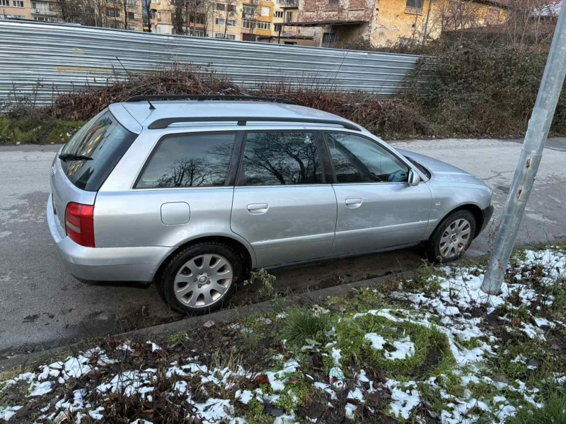 Audi A4 Аваннт , снимка 5 - Автомобили и джипове - 53261234