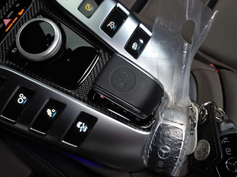 Mercedes-Benz AMG GT 63S, снимка 7 - Автомобили и джипове - 55370722