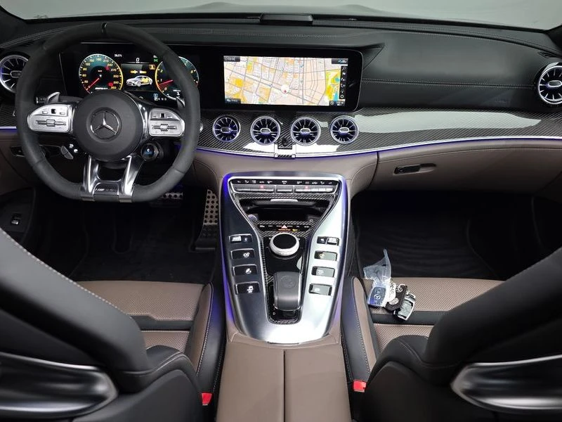 Mercedes-Benz AMG GT 63S, снимка 5 - Автомобили и джипове - 55370722