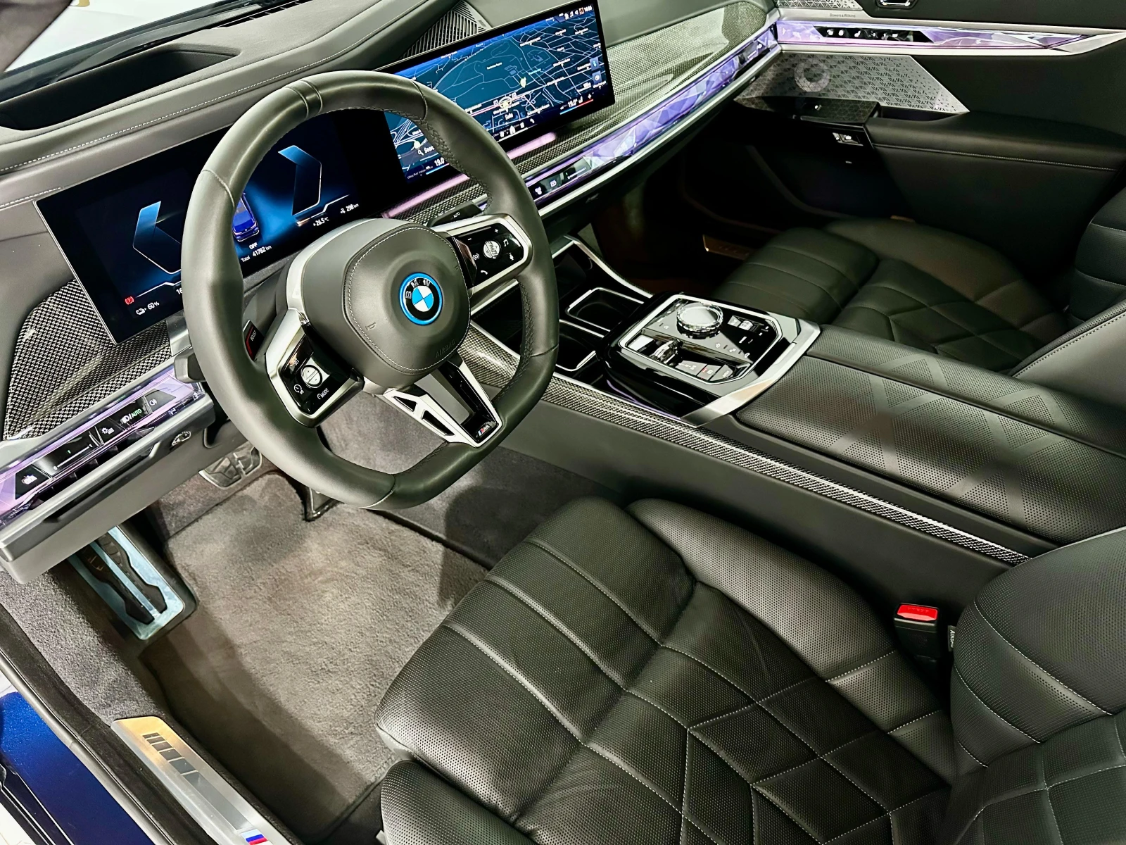 BMW i7 xDrive60* M-Sport* Iconic* Theatre* SkyLounge* Mas - изображение 6