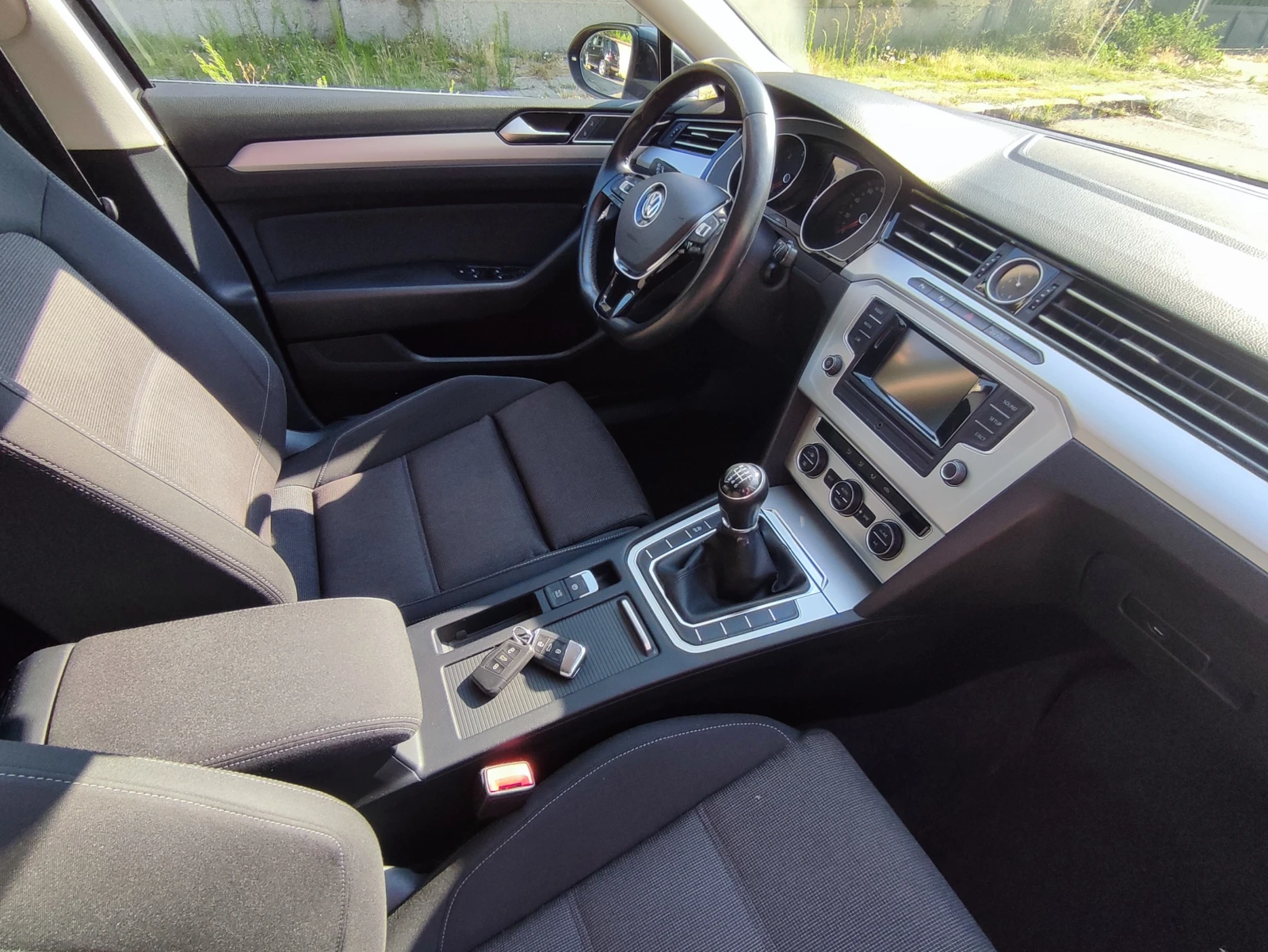 VW Passat 2.0TDI-150kc-6ck-EXECUTIVE-HIGHLINE-BMT | Mobile.bg   11