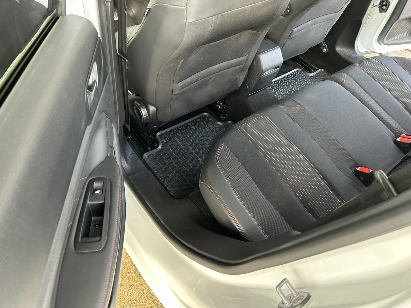 Peugeot 308 1.6HDI* GT-Line* PANO* NAVI* LED* EU6 | Mobile.bg   9