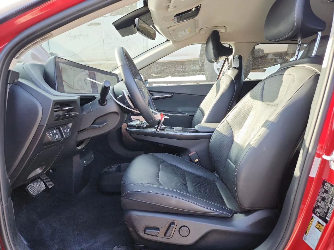 Kia EV6 LIGHT* 4x4* CARFAX - изображение 7