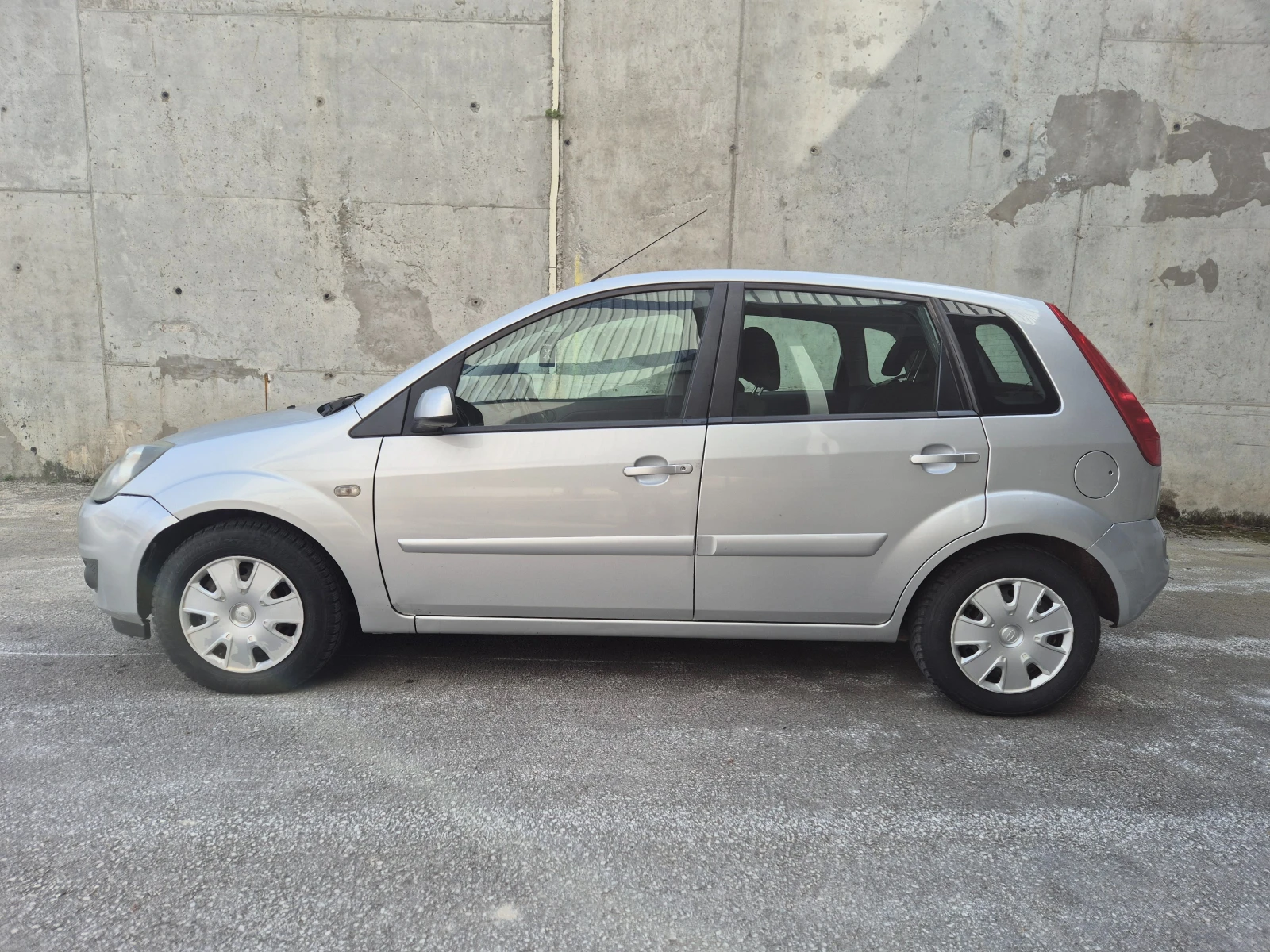 Ford Fiesta 1.3/�����/��� | Mobile.bg � ����������� 4