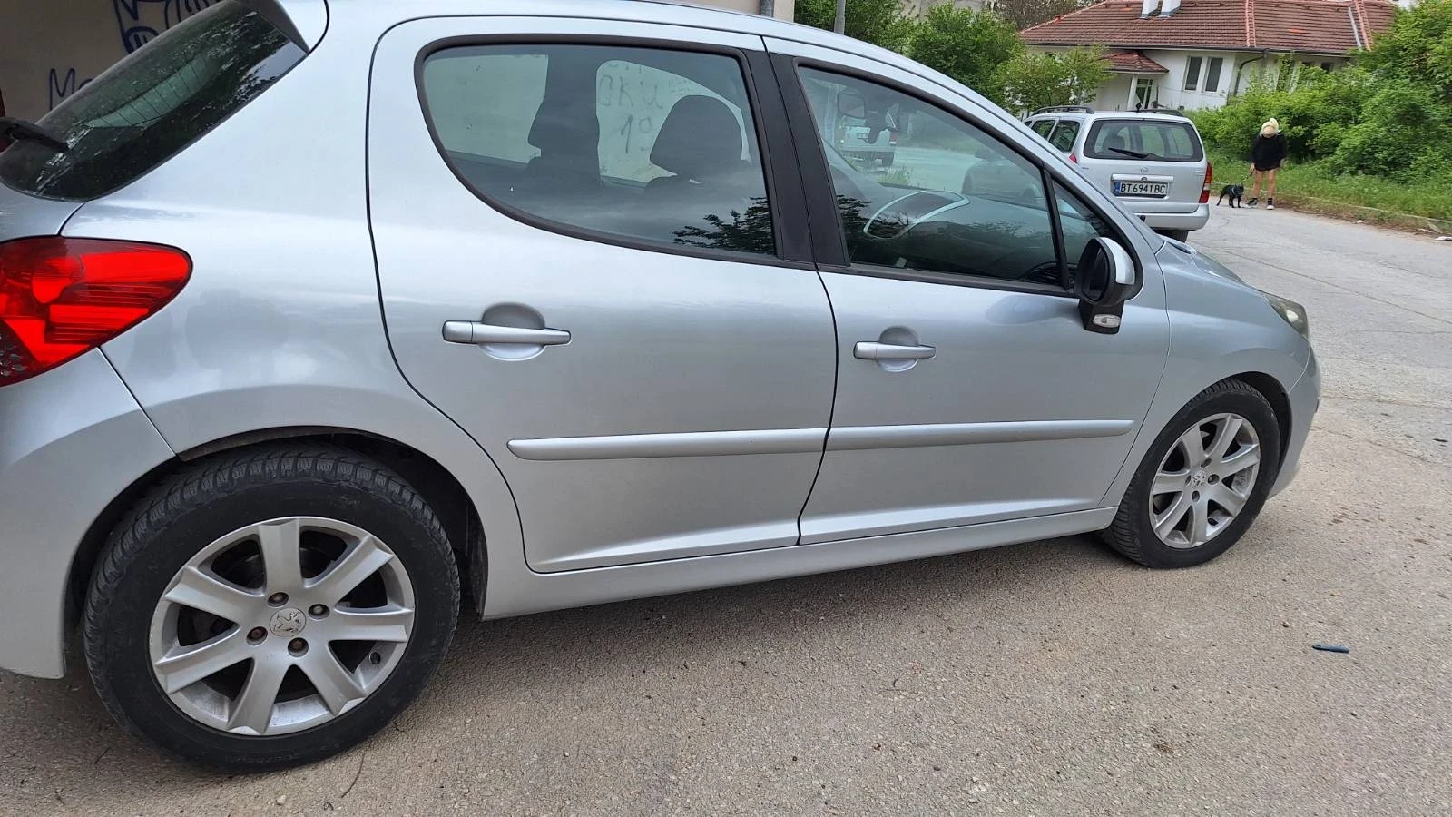 Peugeot 207 1.6HDI 16, снимка 12 - Автомобили и джипове - 54360221