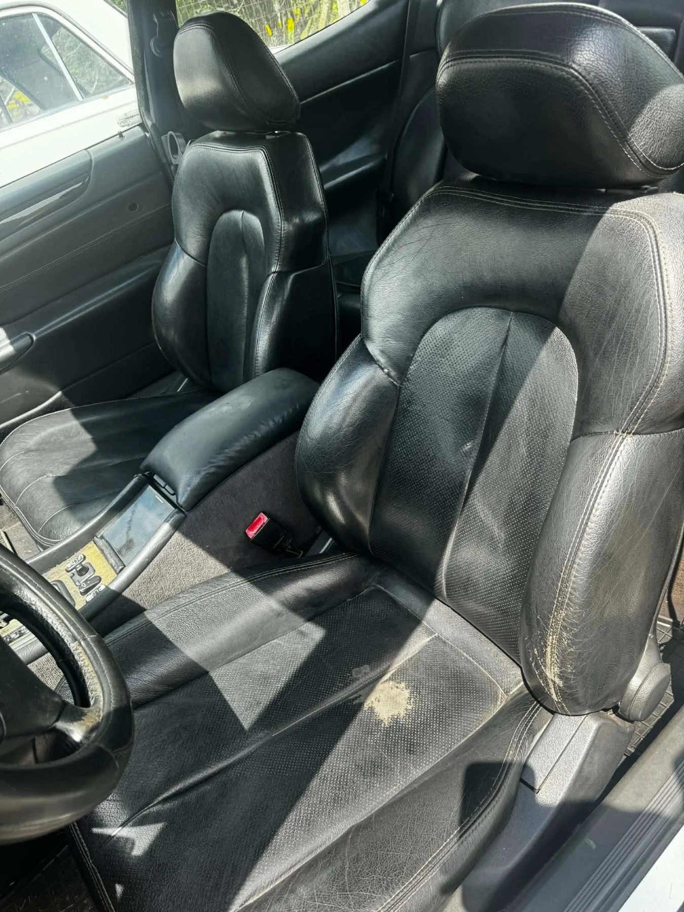 Mercedes-Benz CLK 230, снимка 9 - Автомобили и джипове - 54430135