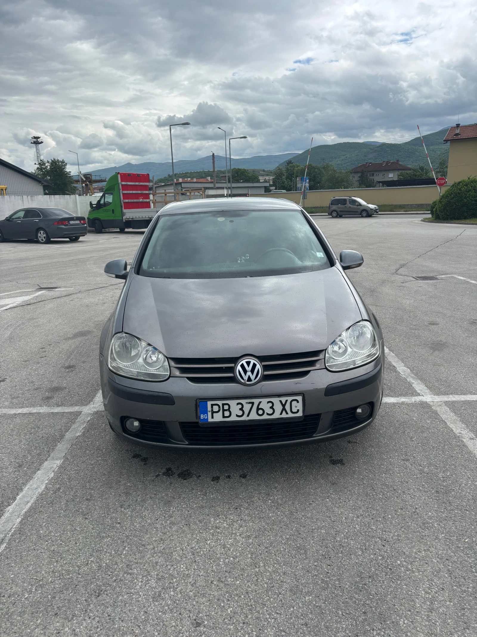 VW Golf, снимка 2 - Автомобили и джипове - 54483494
