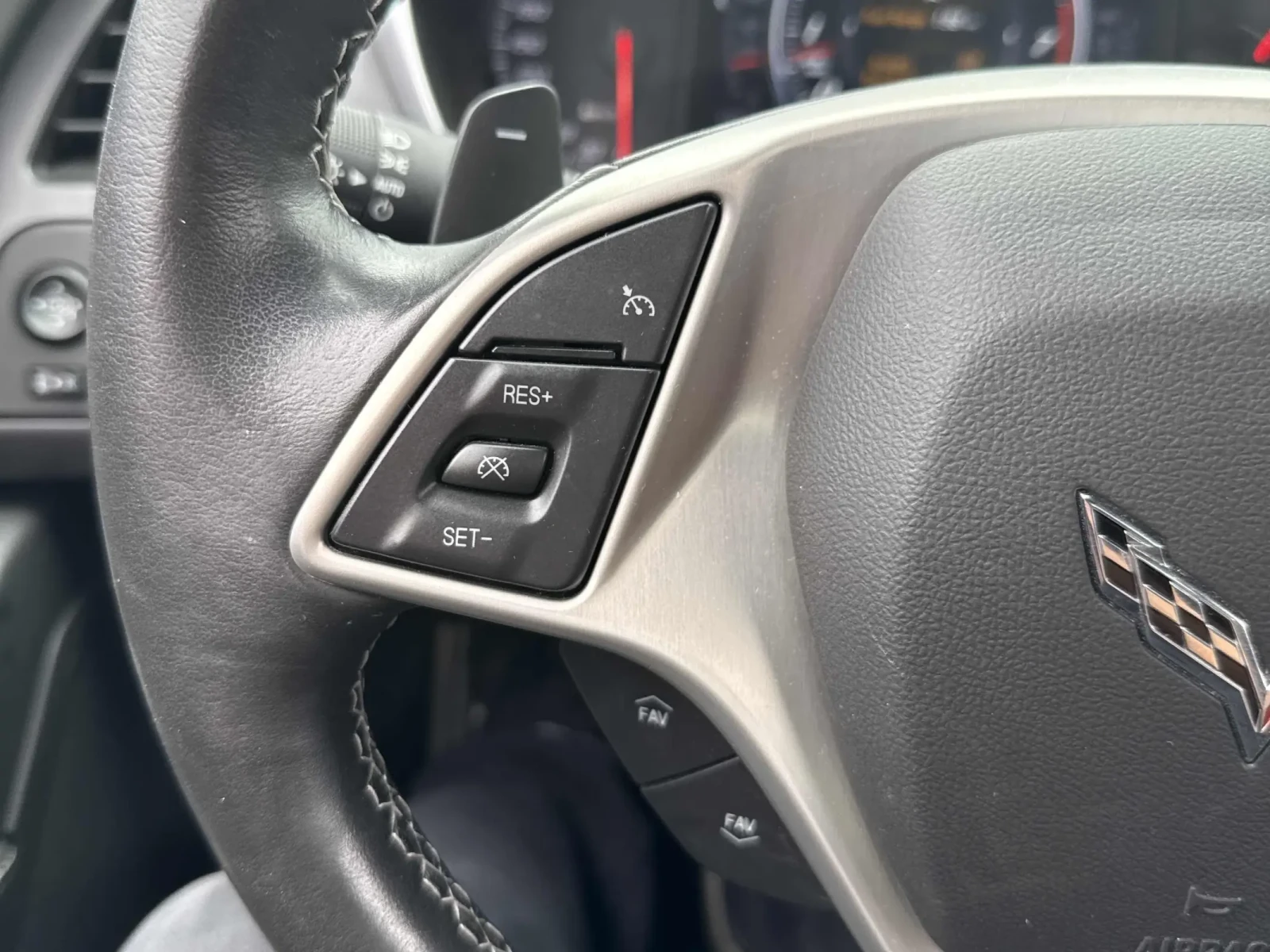 Chevrolet Corvette 6.2L, снимка 15 - Автомобили и джипове - 54868512